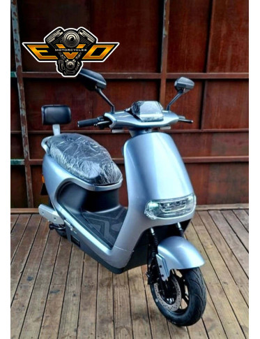 (2026) Scooter Elétrica B09