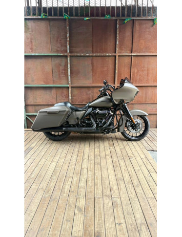 Harley-Davidson - (2019) Road Glide Special R$102.000,00