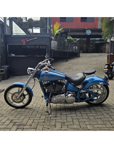Harley-Davidson - (2011) Rocker Classic R$69.900,00