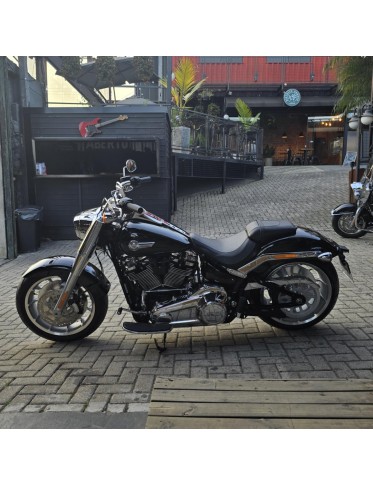 Harley-Davidson - 2024 Fat Boy  114 R$124.900,00