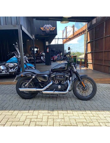 (2015) Sportster Iron 883