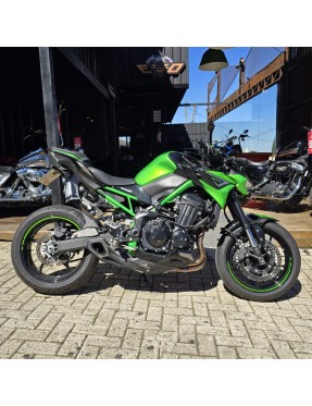 (2022) Kawasaki Z900